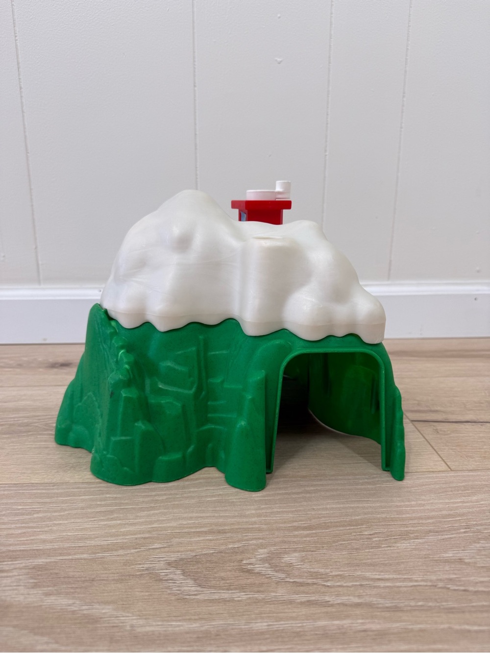 Fisher Price Vintage 1995 Flip Track Mountain 2810 Replacement Mountain Tunnel